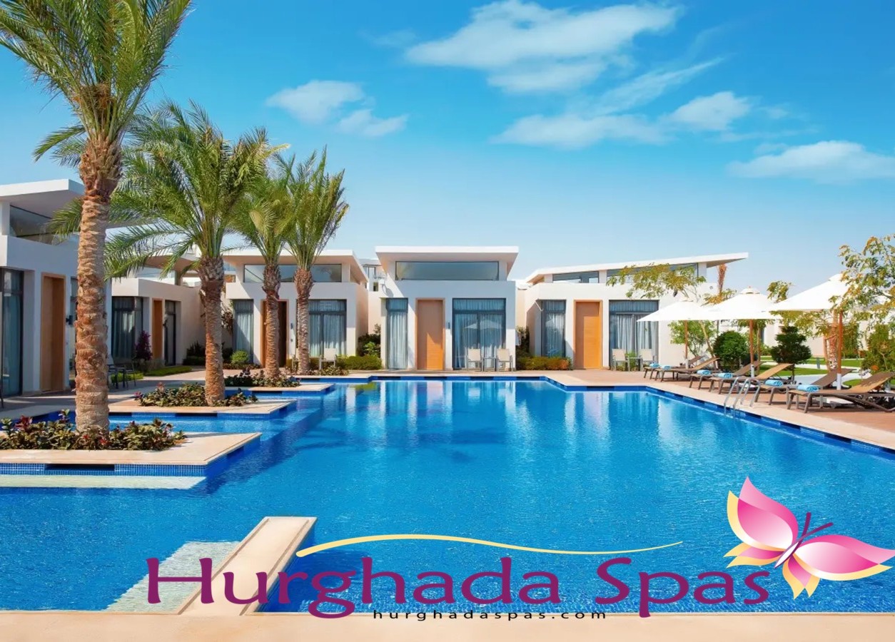 Swim-up suites and luxury pool area featured in Ultimate Guide to Rixos Premium Magawish